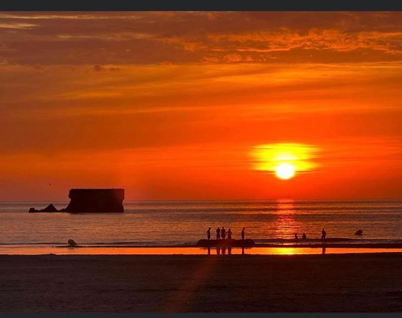 Le Brise Lame Maison Neuve A 2 Pas De La Plage Le Portel Extérieur photo